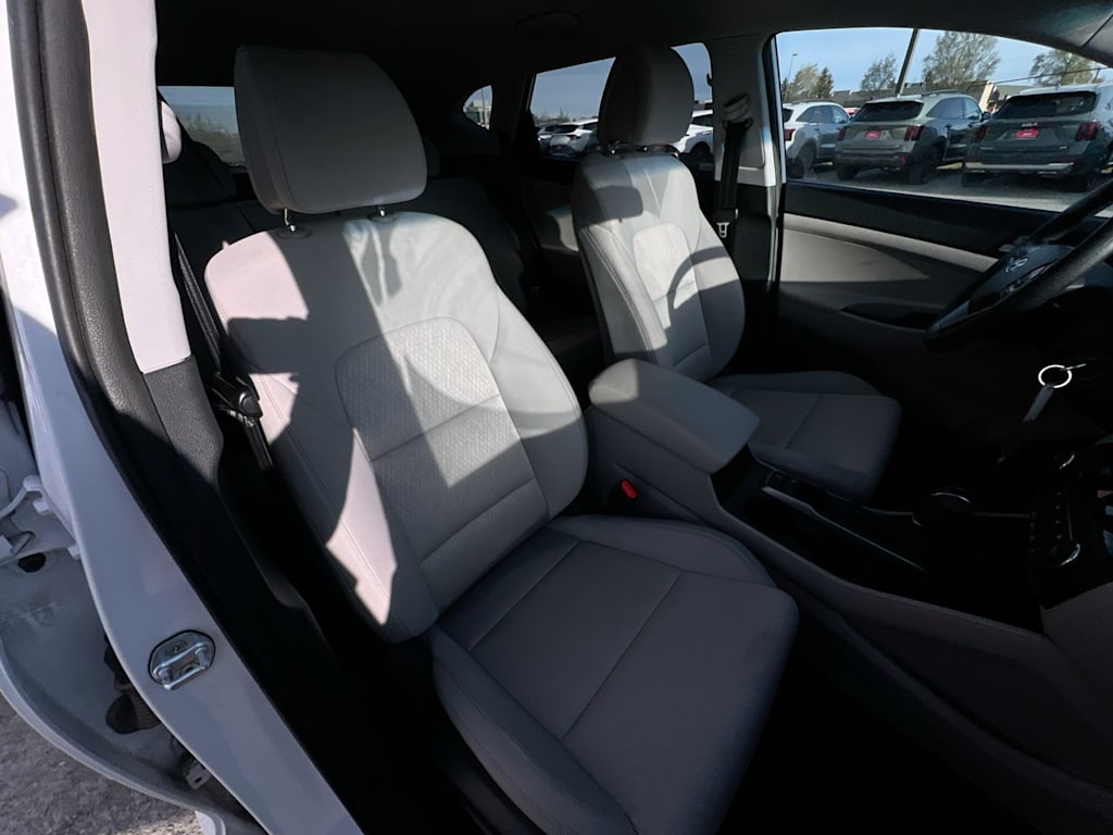 2018 Hyundai Tucson SE 28
