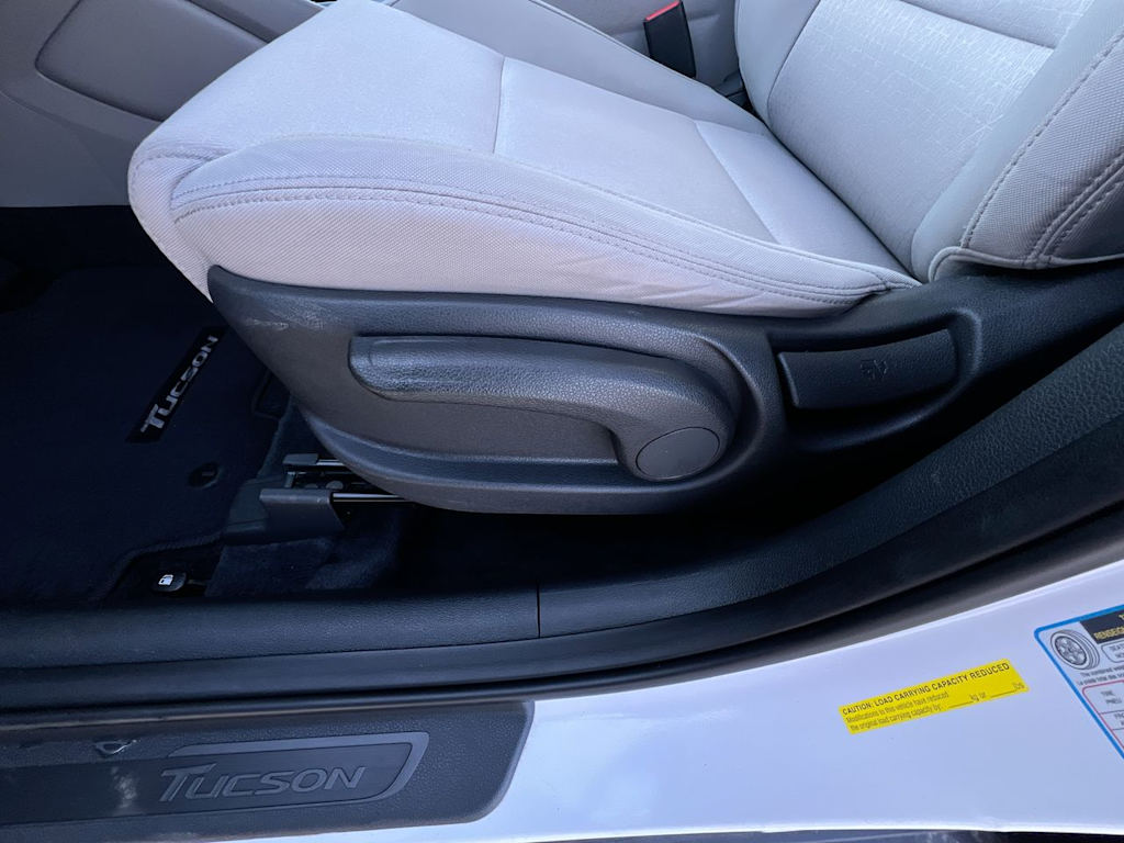 2018 Hyundai Tucson SE 18