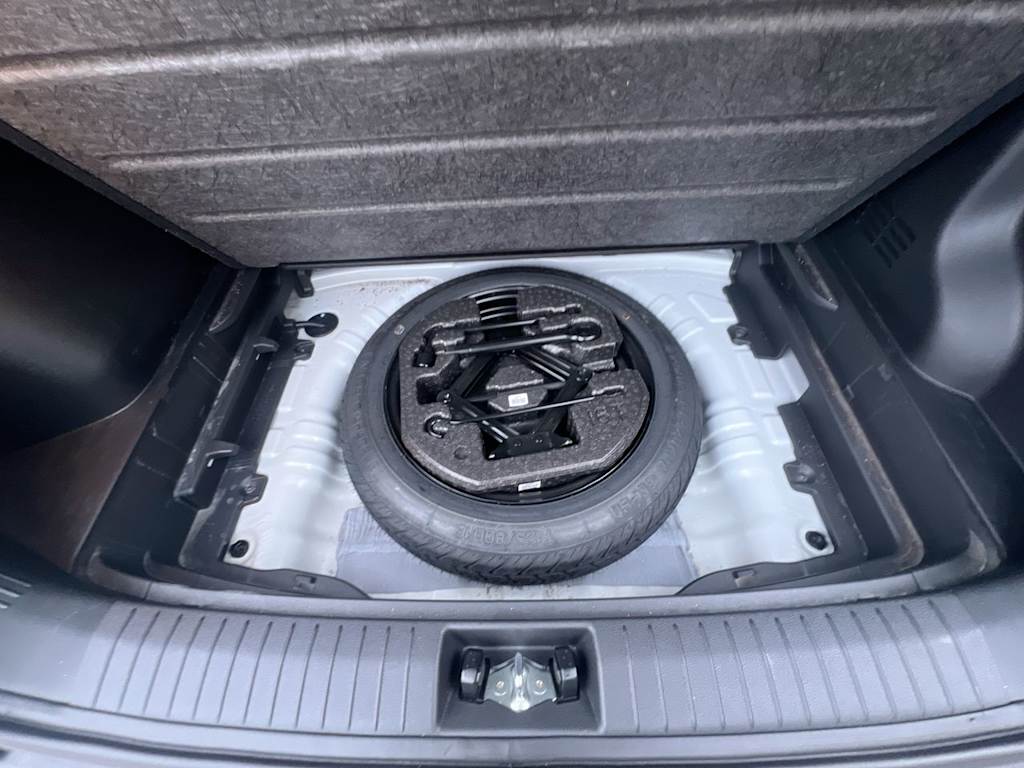 Thumbnail: 2023 Hyundai Kona - 27