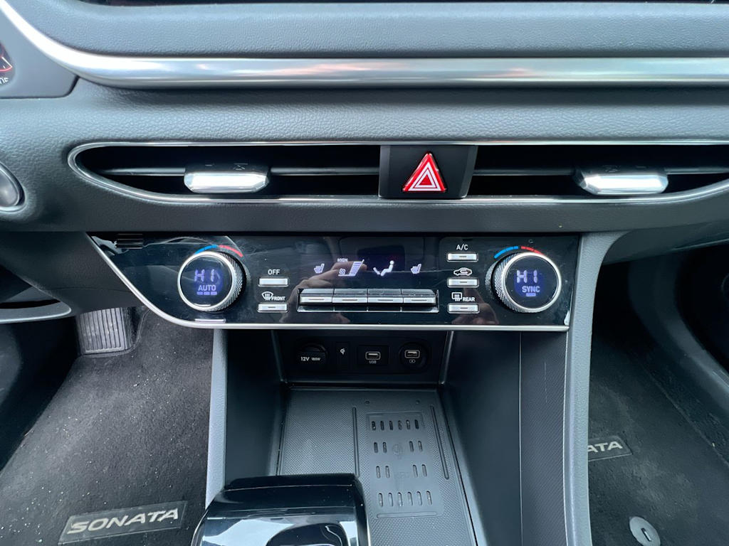 Thumbnail: 2023 Hyundai Sonata - 24