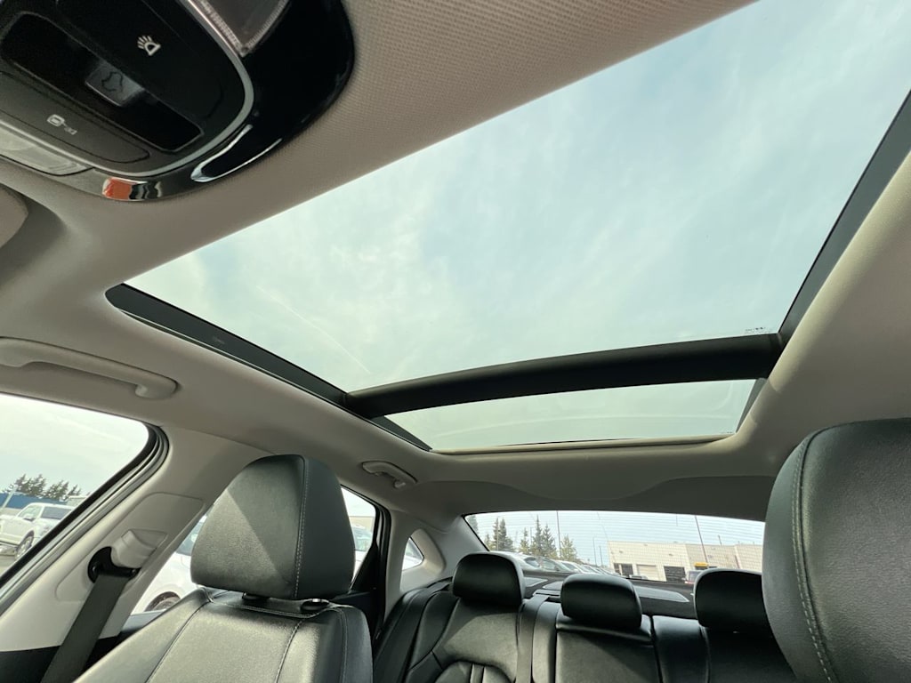 Thumbnail: 2022 Hyundai Sonata - 25