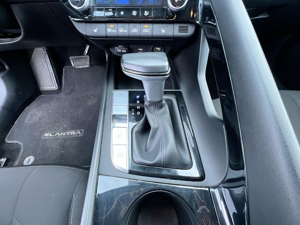 Thumbnail: 2023 Hyundai Elantra - 12