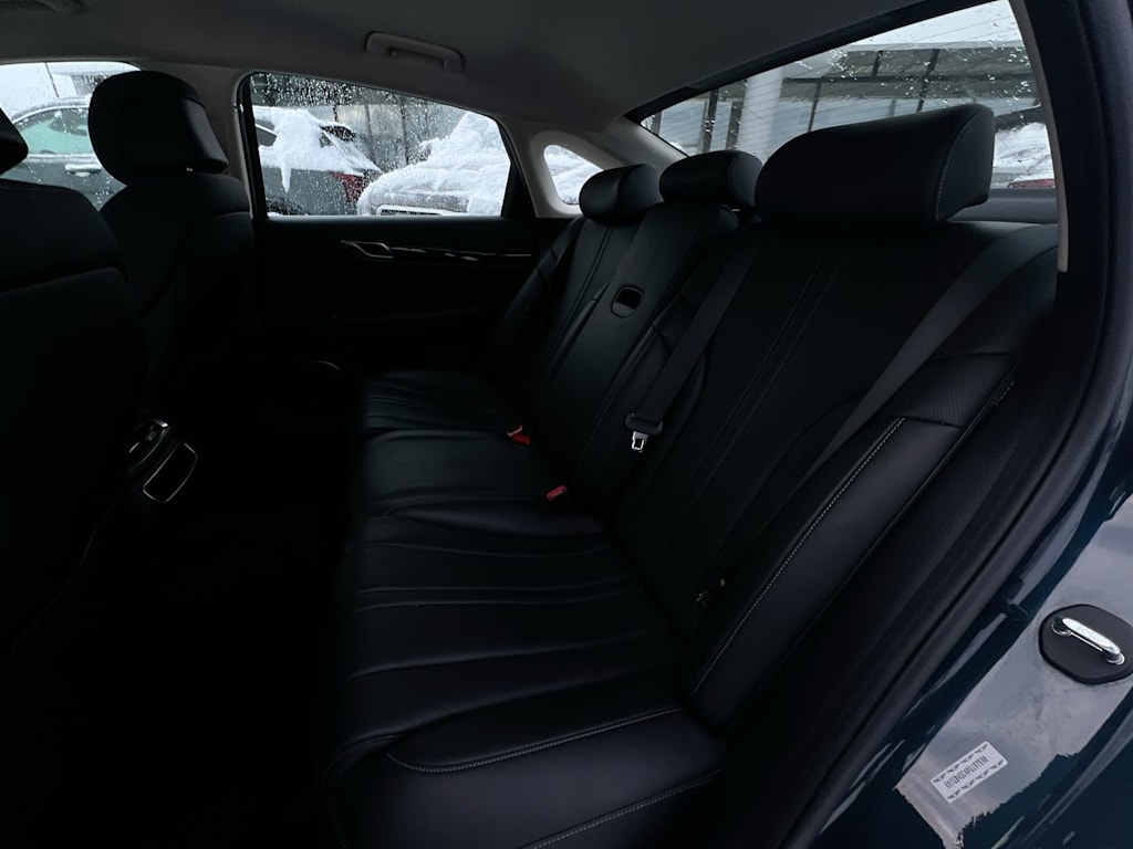 Thumbnail: 2023 Genesis G80 - 11