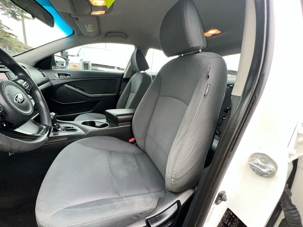 Thumbnail: 2015 Kia Optima - 8