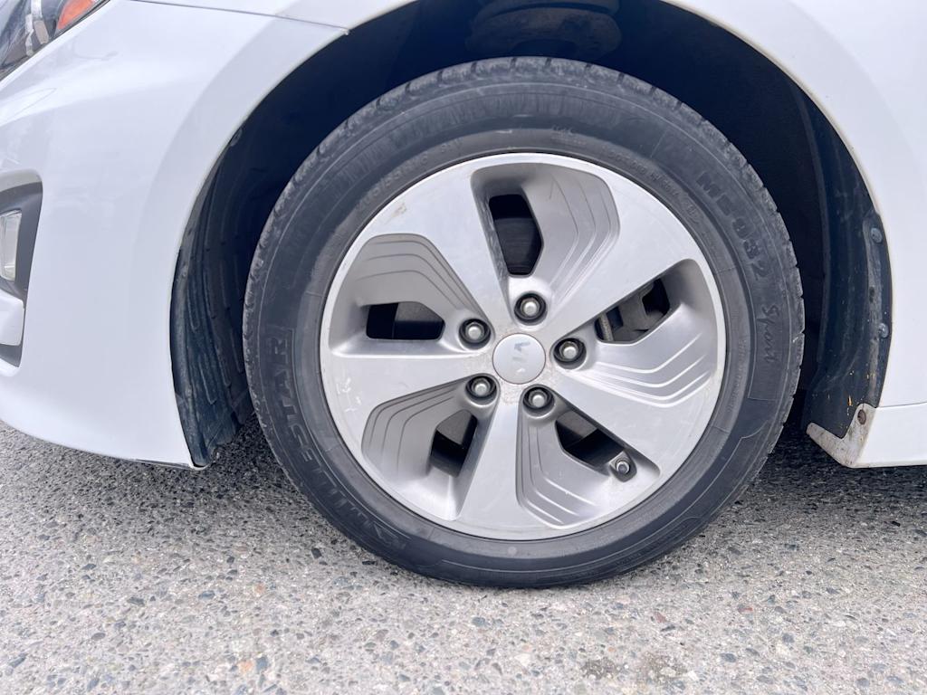 Thumbnail: 2015 Kia Optima - 5