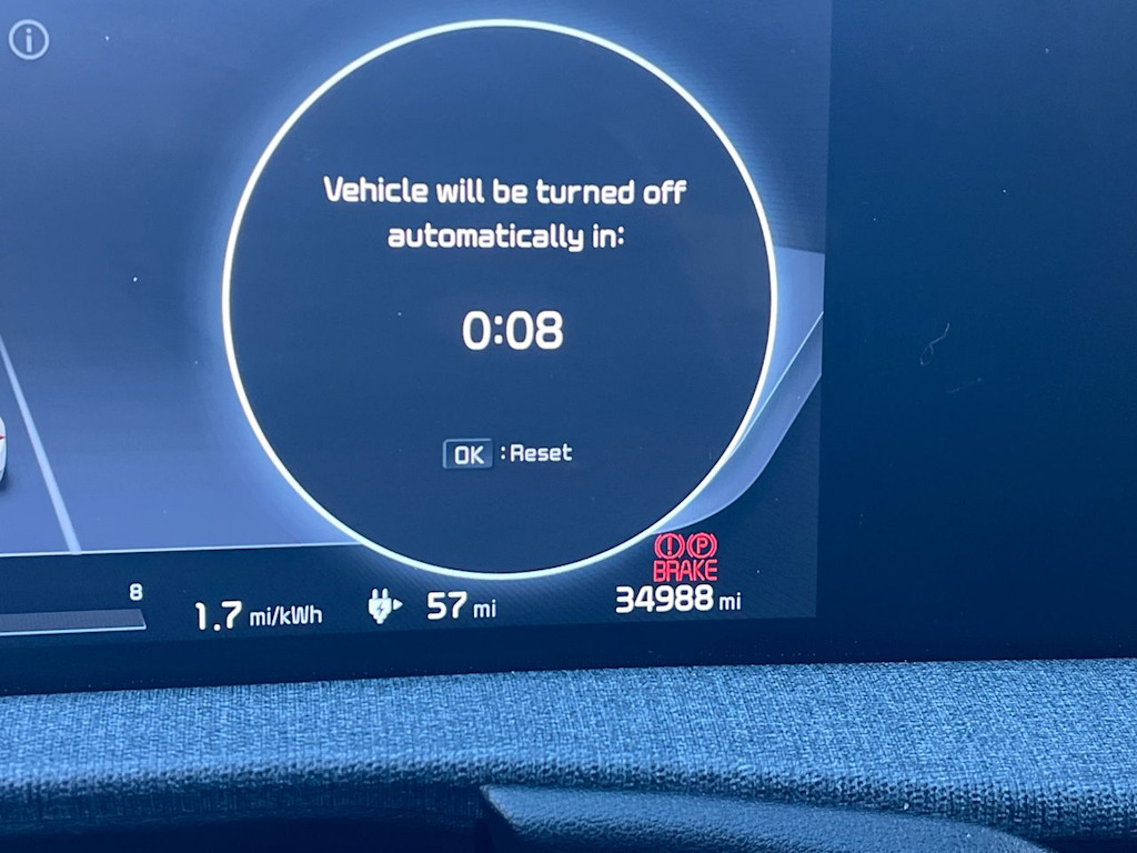 Thumbnail: 2022 Kia EV6 - 12