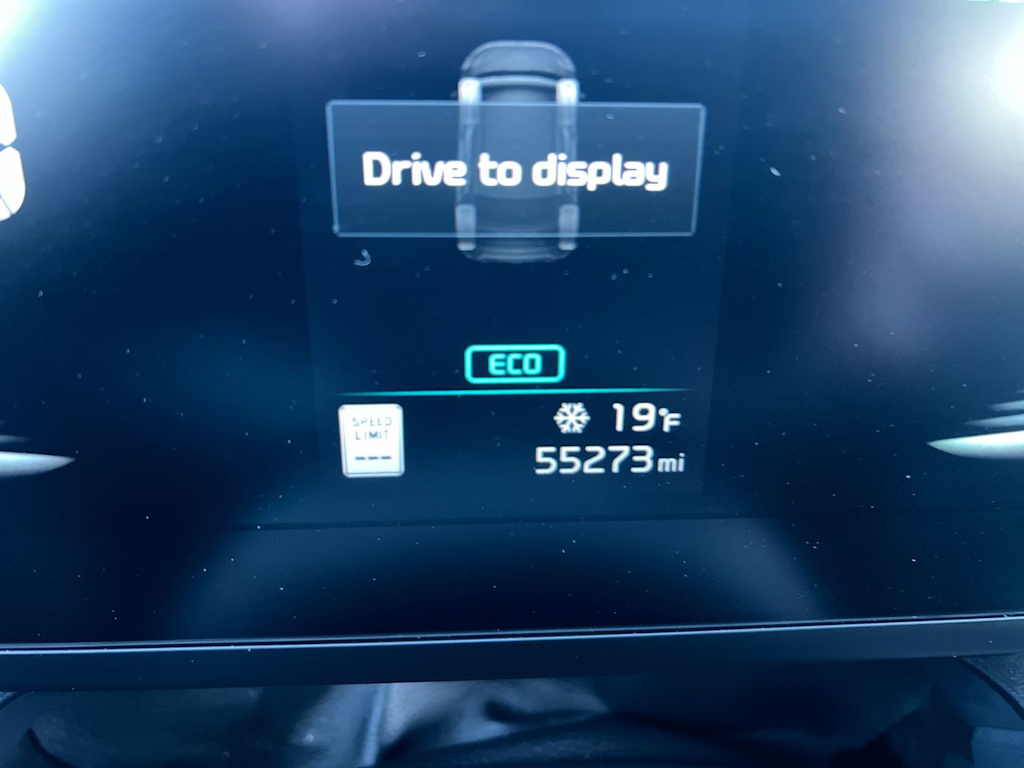 Thumbnail: 2024 Kia Niro - 13