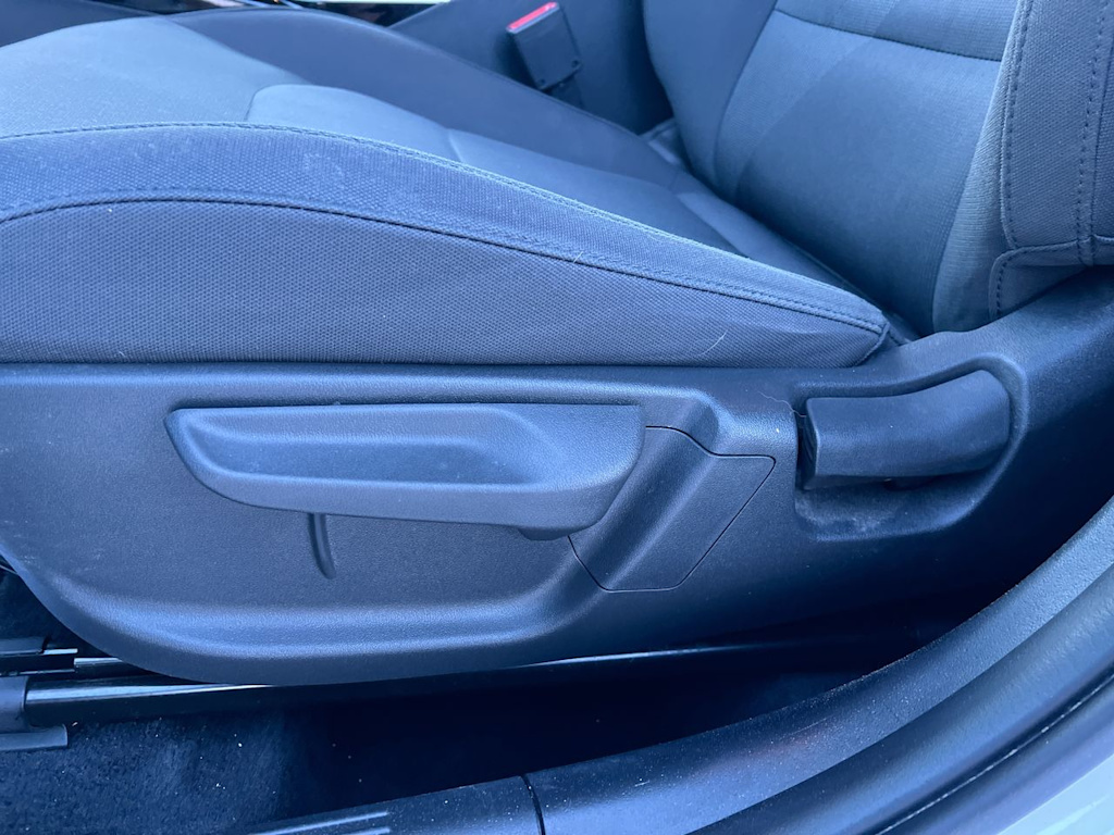 Thumbnail: 2024 Kia Niro - 20