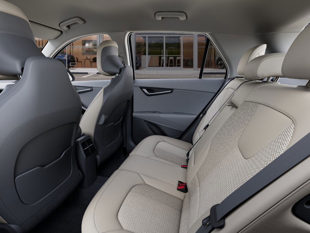 Thumbnail: 2025 Kia Niro - 9