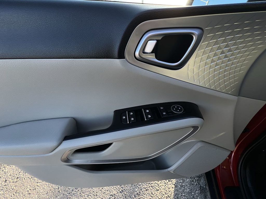 Thumbnail: 2024 Kia Soul - 16