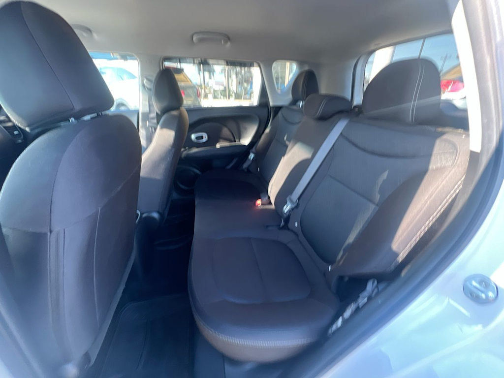 Thumbnail: 2017 Kia Soul - 12