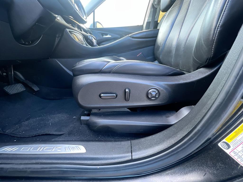 Thumbnail: 2019 Buick Envision - 19