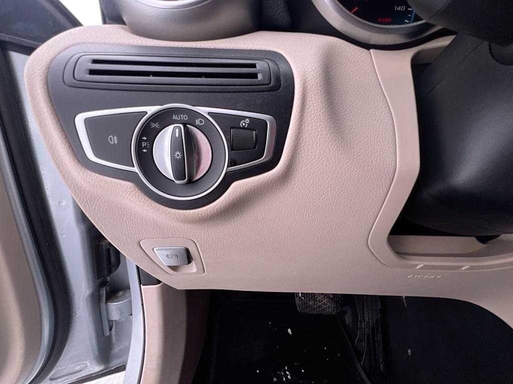 Thumbnail: 2022 Mercedes-Benz GLC - 21