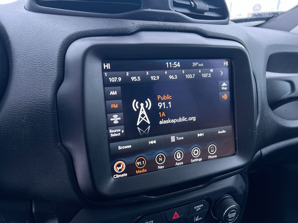 Thumbnail: 2022 Jeep Renegade - 12