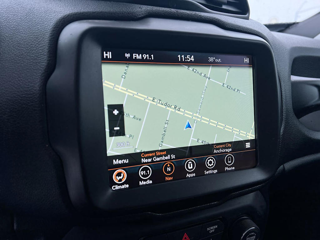 Thumbnail: 2022 Jeep Renegade - 23