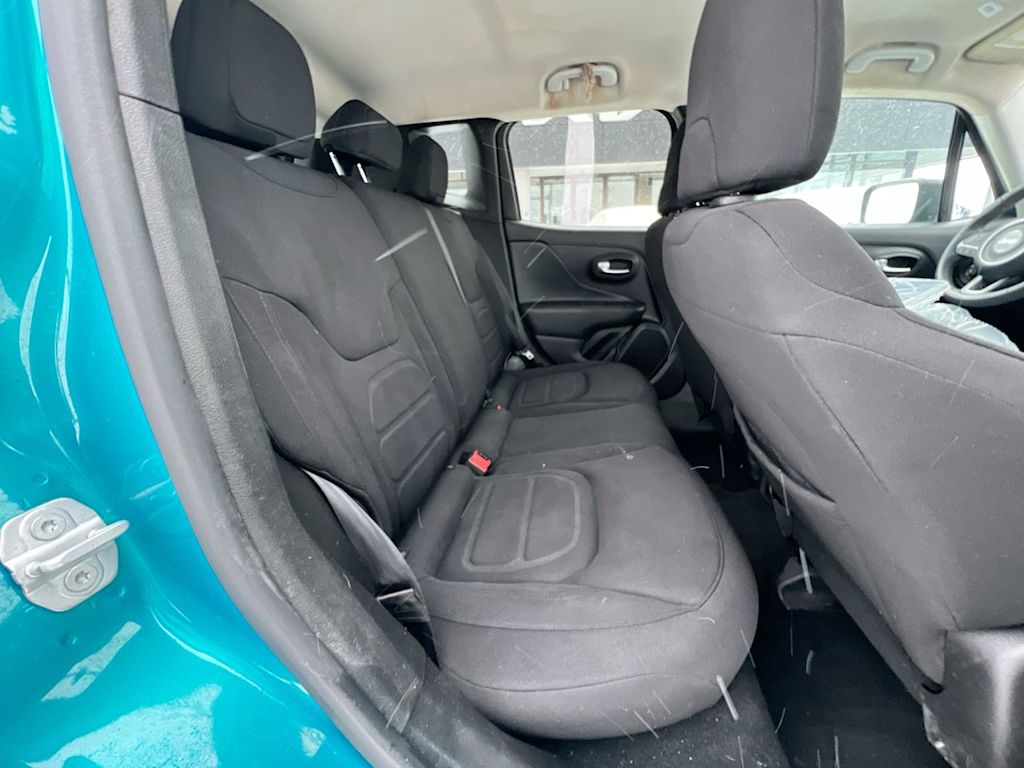 Thumbnail: 2022 Jeep Renegade - 26