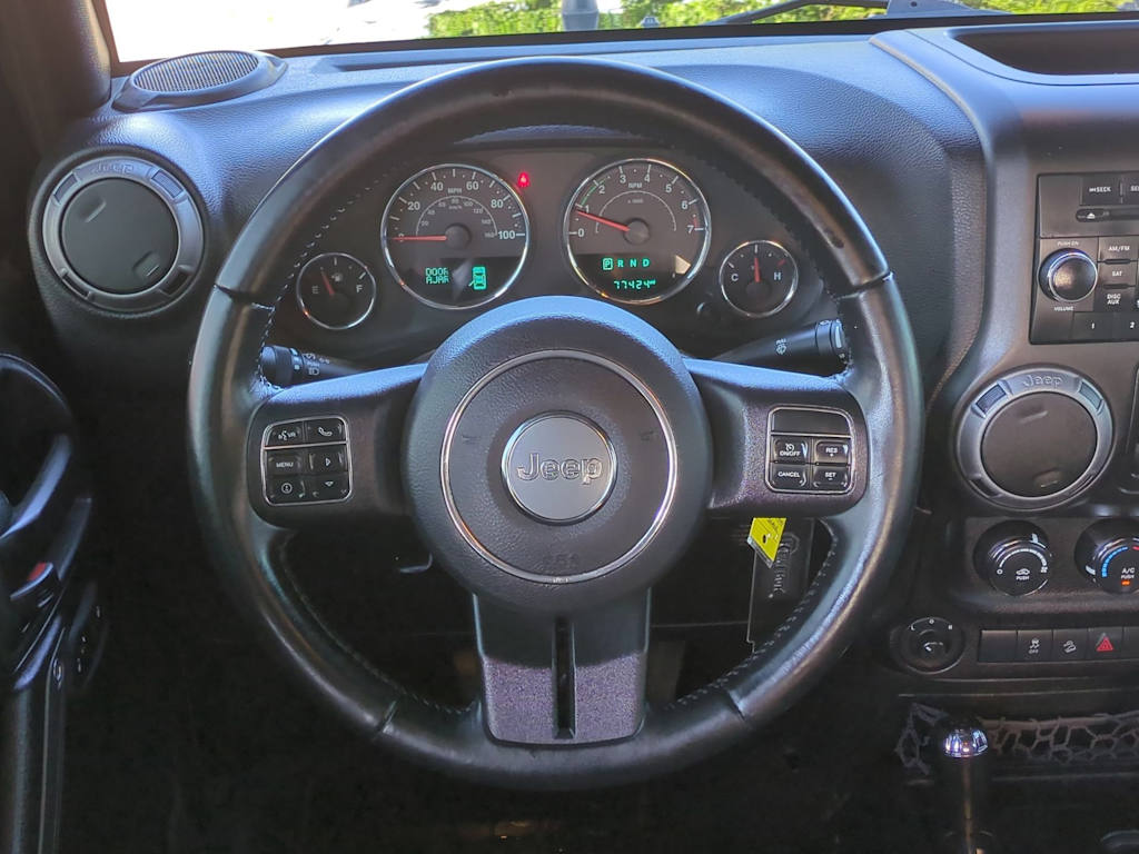 Thumbnail: 2017 Jeep Wrangler - 10