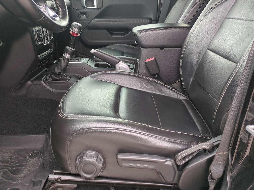 Thumbnail: 2018 Jeep Wrangler - 28