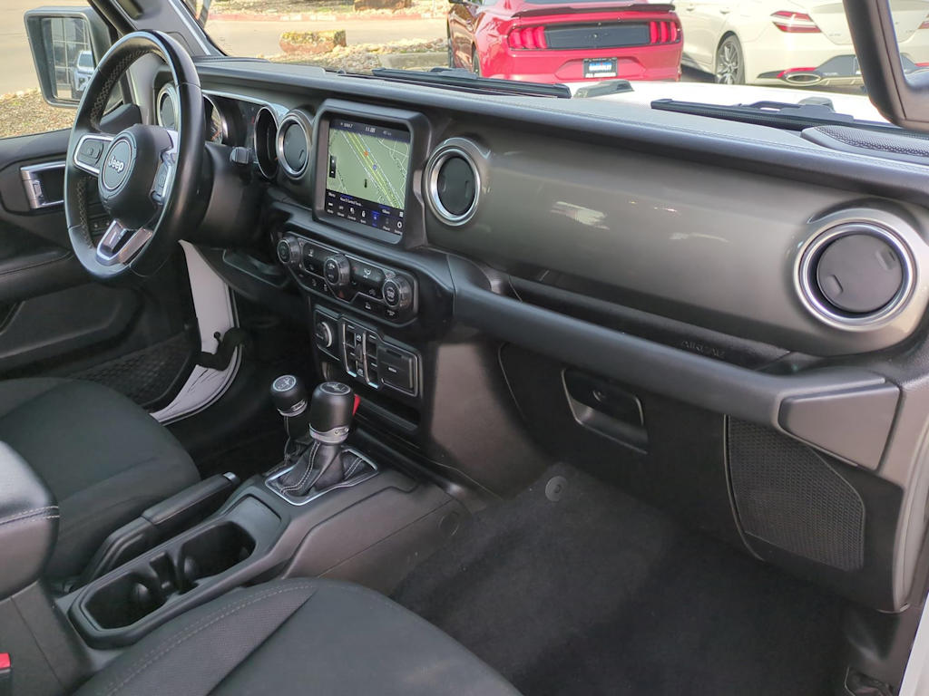 Thumbnail: 2022 Jeep Wrangler - 13