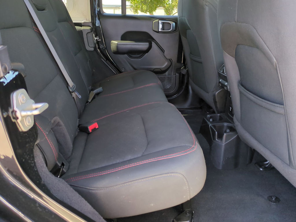 Thumbnail: 2023 Jeep Wrangler - 32