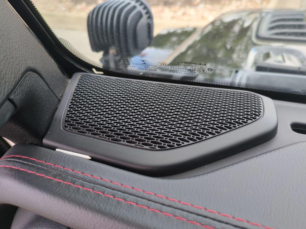 Thumbnail: 2020 Jeep Wrangler - 32