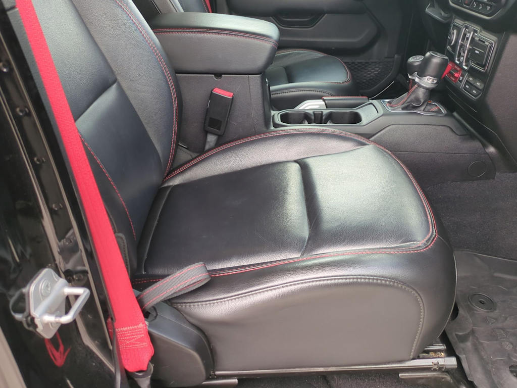 Thumbnail: 2020 Jeep Wrangler - 33