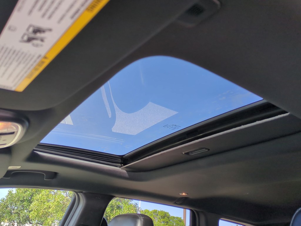 2020 Jeep Grand Cherokee Laredo 28