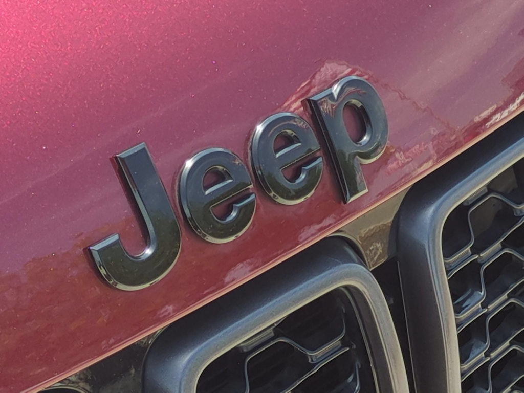 Thumbnail: 2021 Jeep Grand Cherokee - 7