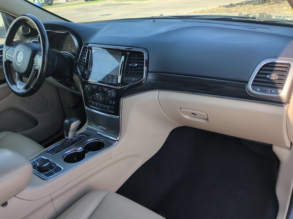 Thumbnail: 2019 Jeep Grand Cherokee - 13