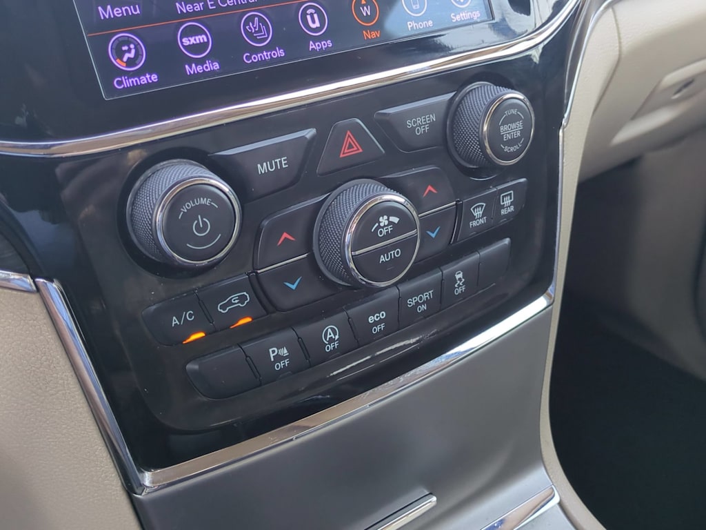 Thumbnail: 2019 Jeep Grand Cherokee - 27