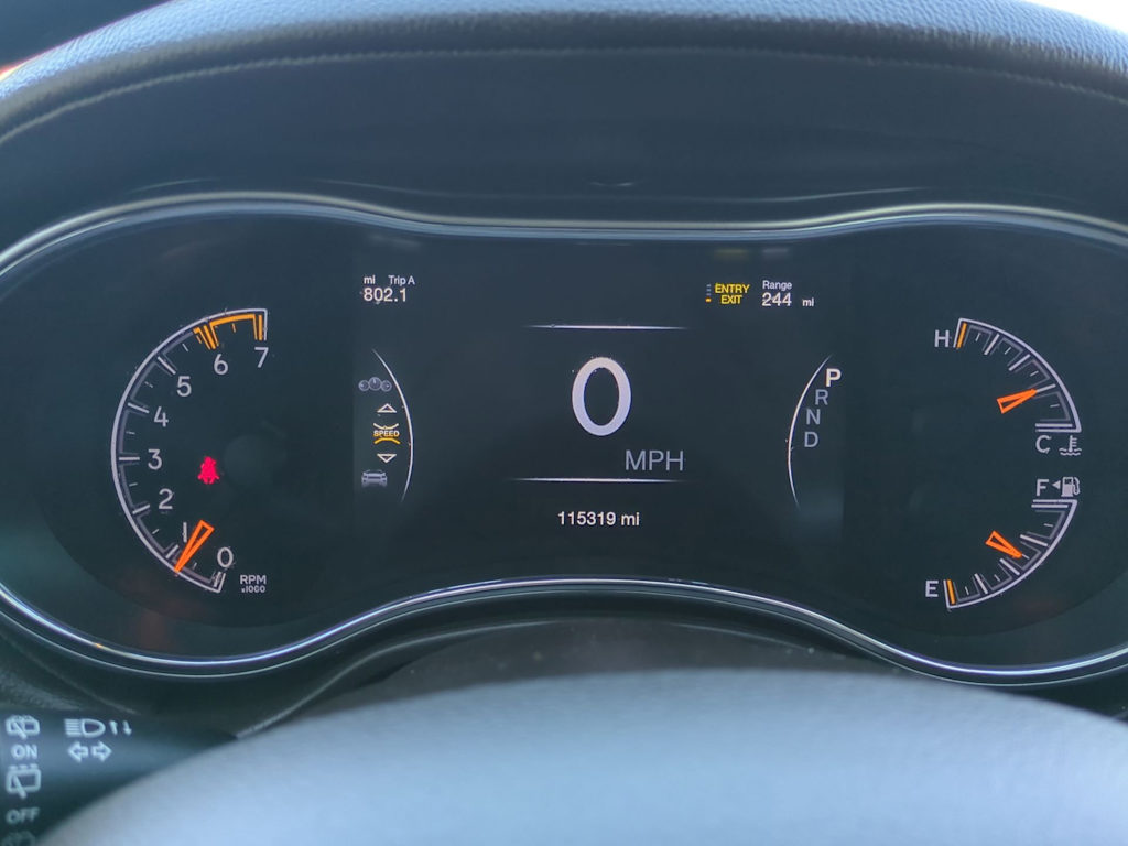 Thumbnail: 2019 Jeep Grand Cherokee - 17