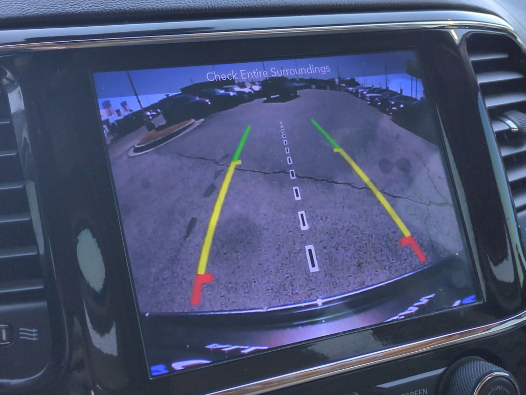 Thumbnail: 2019 Jeep Grand Cherokee - 26