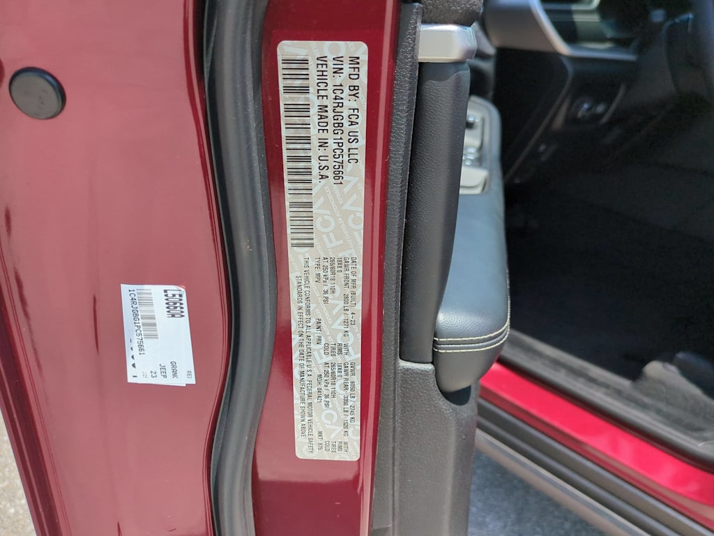 Thumbnail: 2023 Jeep Grand Cherokee - 35