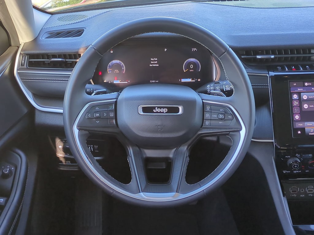 Thumbnail: 2023 Jeep Grand Cherokee L - 10