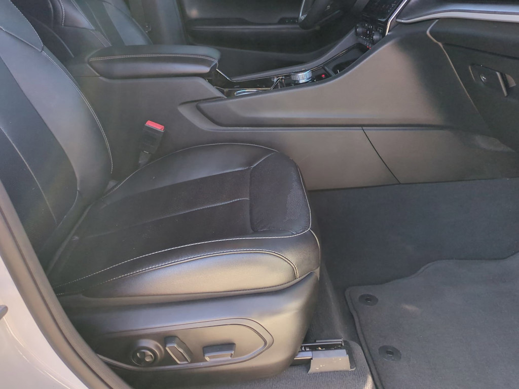 Thumbnail: 2023 Jeep Grand Cherokee L - 11