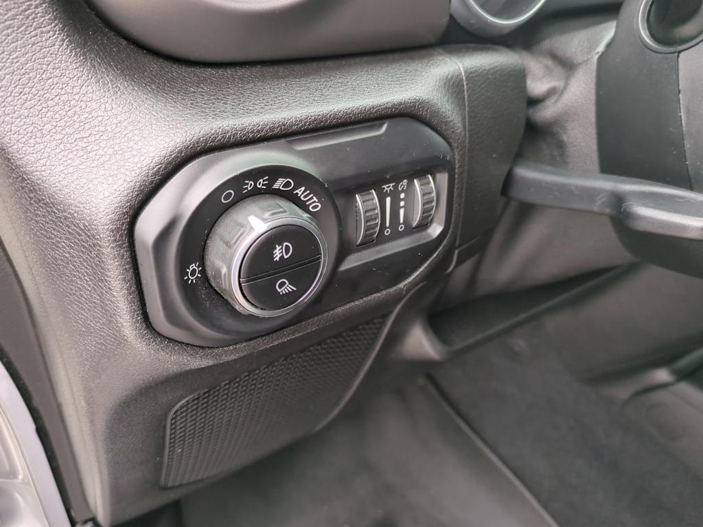 Thumbnail: 2020 Jeep Gladiator - 34