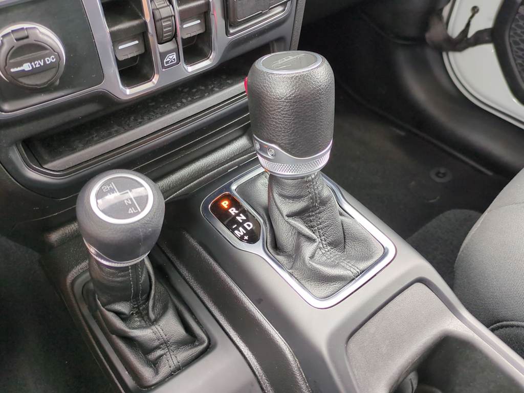 2023 Jeep Gladiator Sport 17