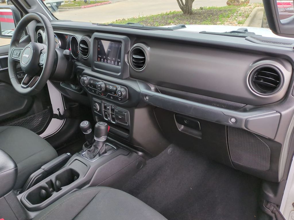 2023 Jeep Gladiator Sport 15