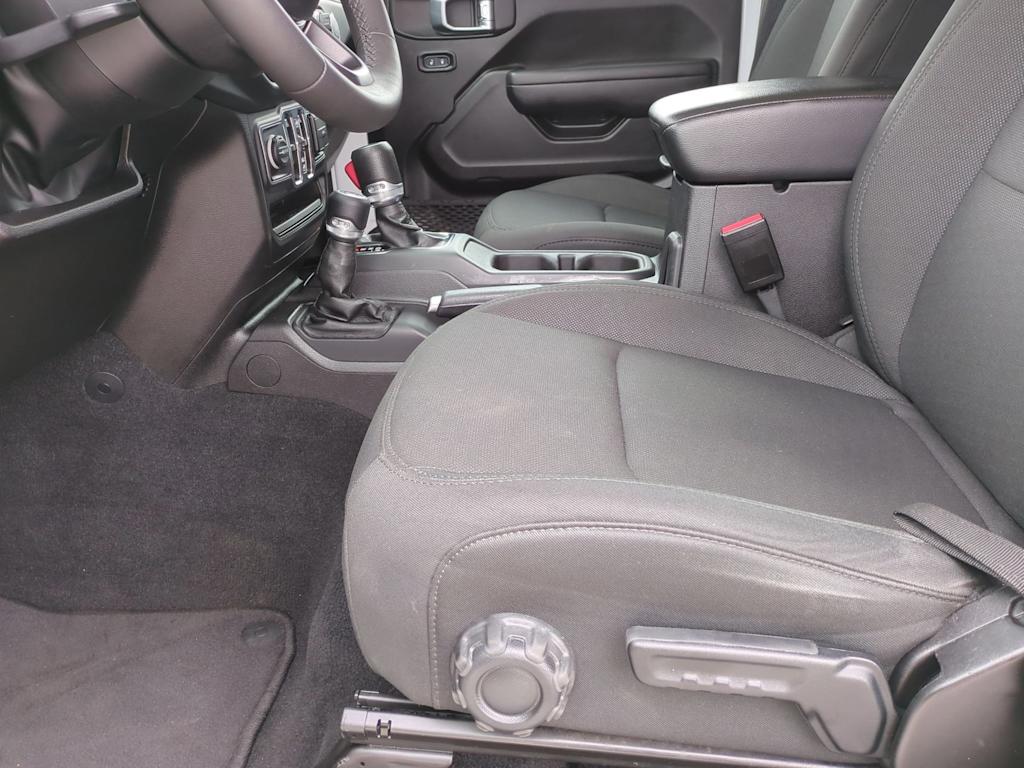 2023 Jeep Gladiator Sport 11