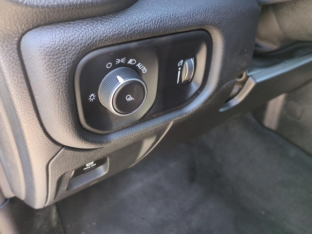 Thumbnail: 2024 RAM 1500 - 35