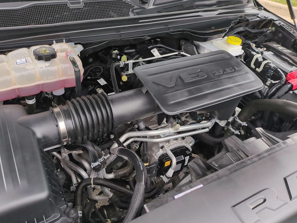 Thumbnail: 2025 RAM 1500 - 9