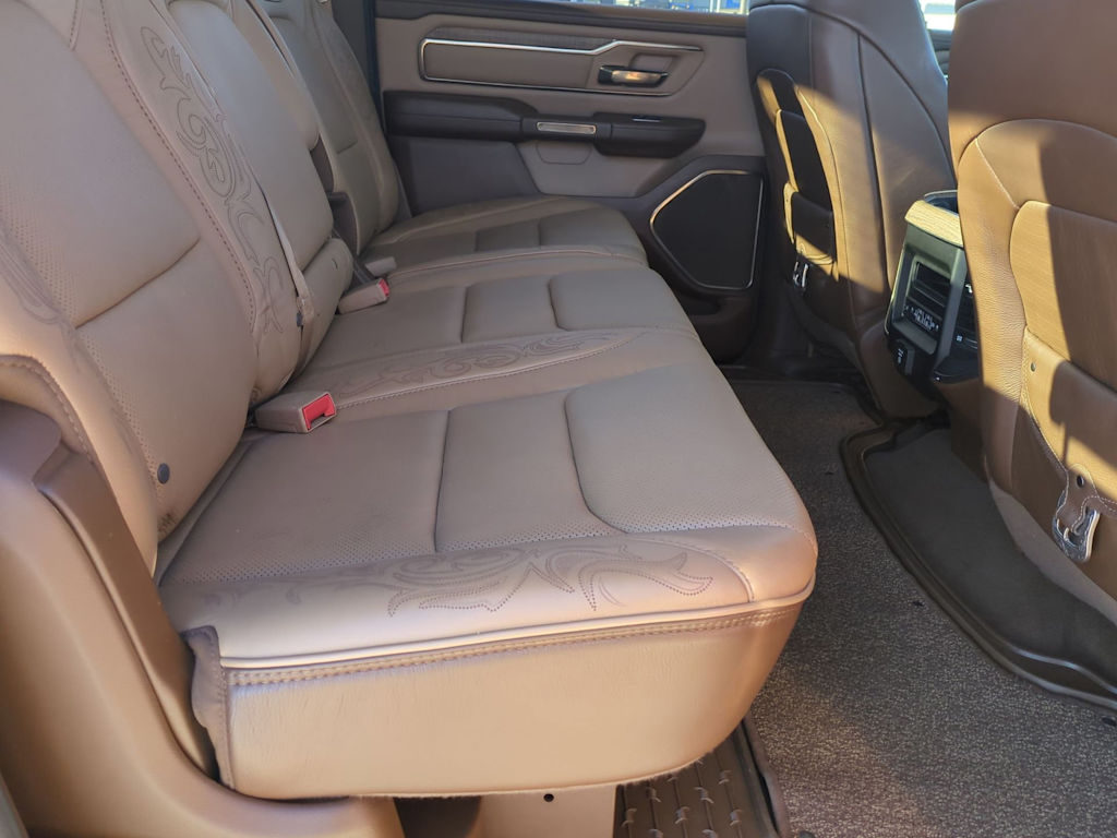 Thumbnail: 2019 RAM 1500 - 33