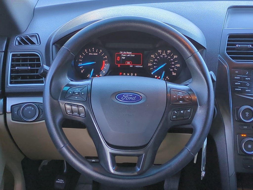 Thumbnail: 2017 Ford Explorer - 10