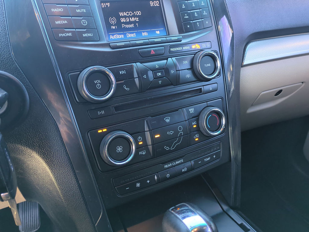 Thumbnail: 2017 Ford Explorer - 26