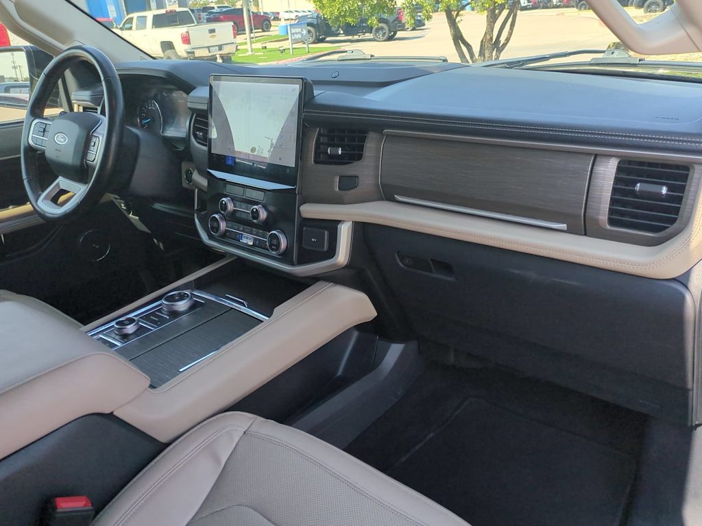 Thumbnail: 2023 Ford Expedition MAX - 10