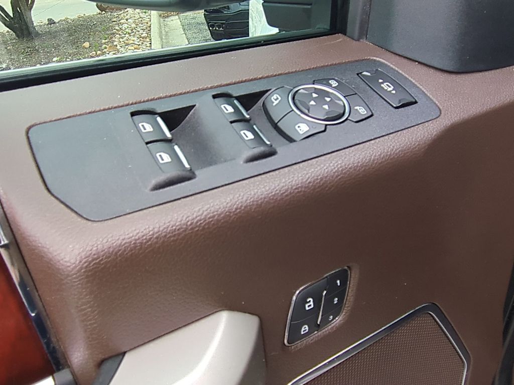 Thumbnail: 2019 Ford F-250 - 30