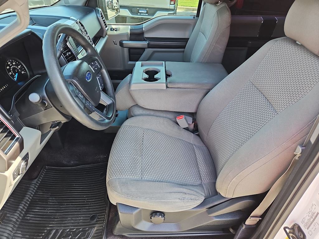 2016 Ford F-150 XLT 11