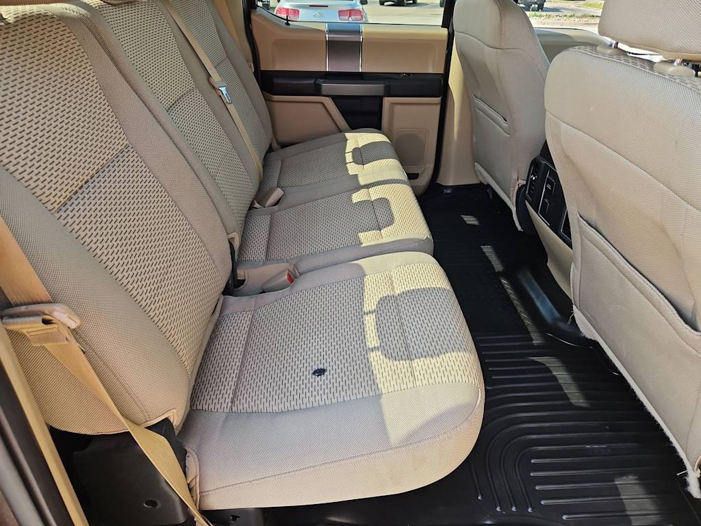 2016 Ford F-150 XLT 12