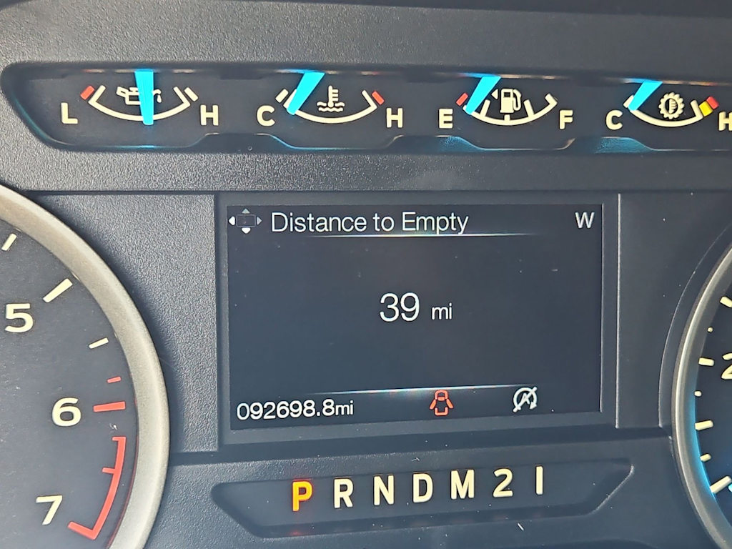 2016 Ford F-150 XLT 23