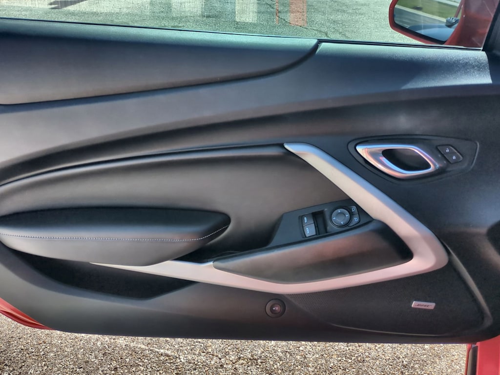 2021 Chevrolet Camaro  27